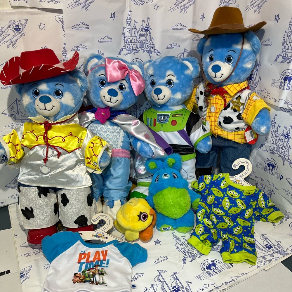 Build-A-Bear  Pixar’s Toy Story 4  Bundle